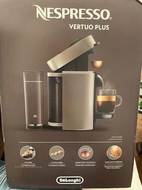 De Longhi Vertuo Plus Coffee Maker
